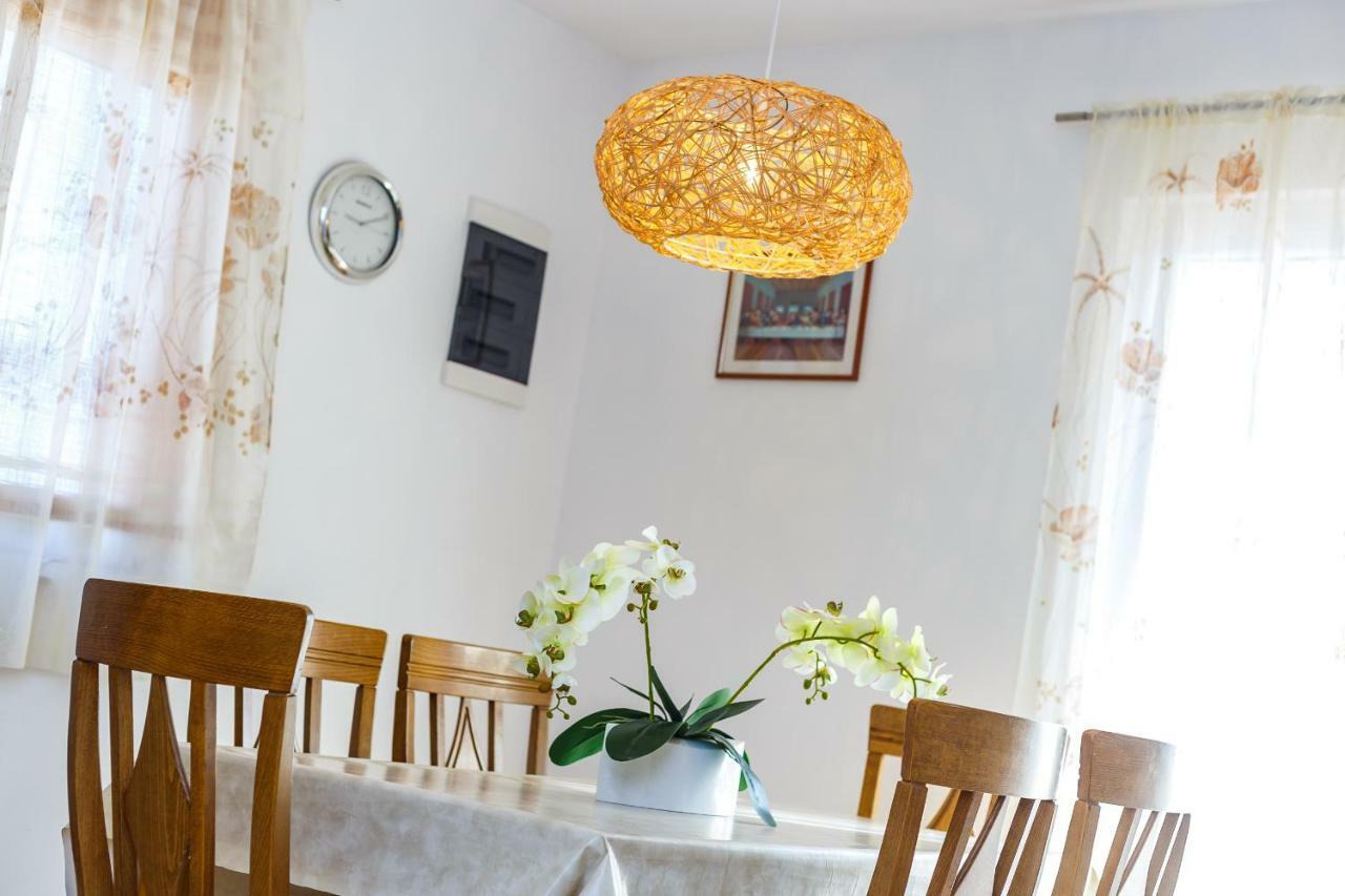 Apartments Iva مارينا المظهر الخارجي الصورة
