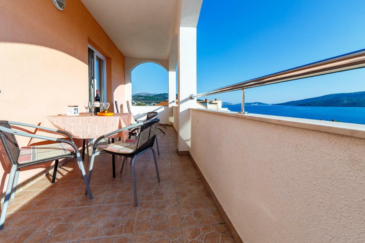 Apartments Iva مارينا المظهر الخارجي الصورة